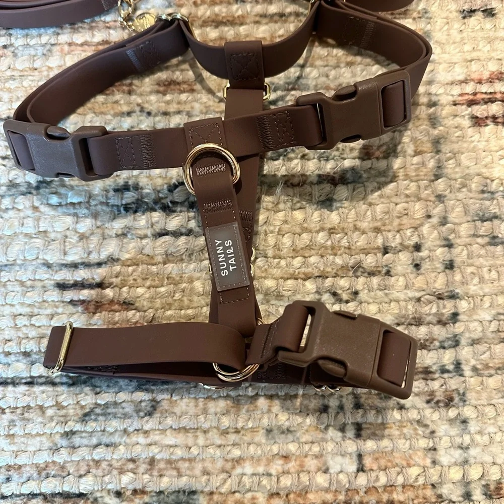 Sunny Tails Dog Harness + Leash Bundle Espresso Brown, Like New